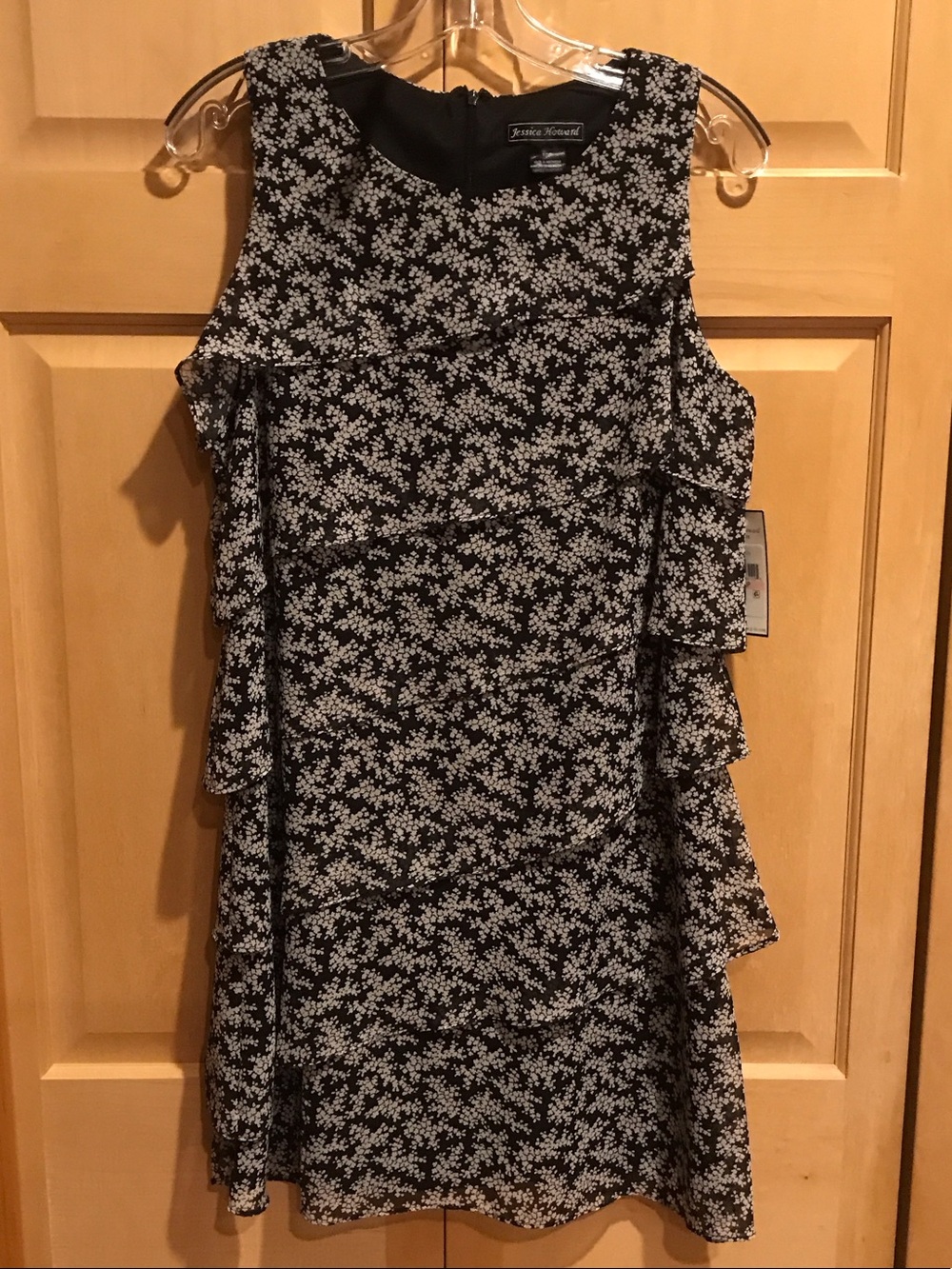 New Jessica Howard Black and White Floral Ruffle Mini Dress